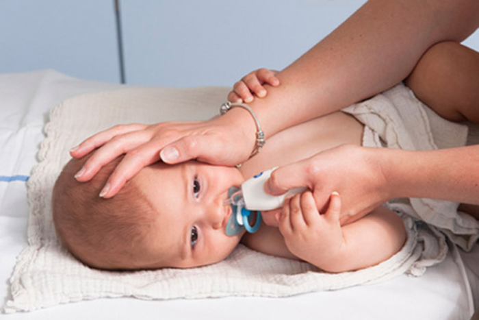 Déboucher le nez des bébés